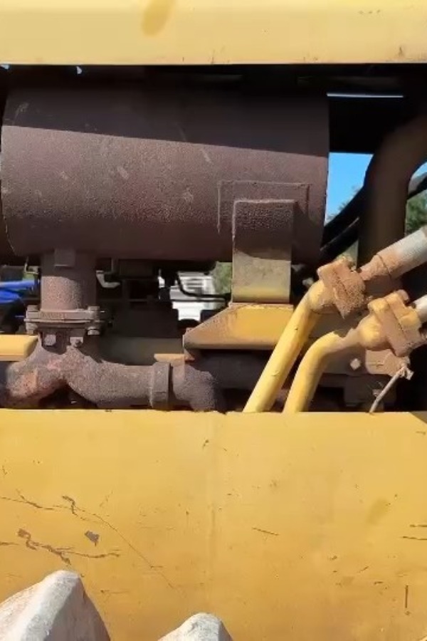 รถแทรกเตอร์ KOMATSU D65P-8 ตีนเป็ด #Lek1298 รถแทรกเตอร์ KOMATSU D65P-8 ตีนเป็ด #Lek1298