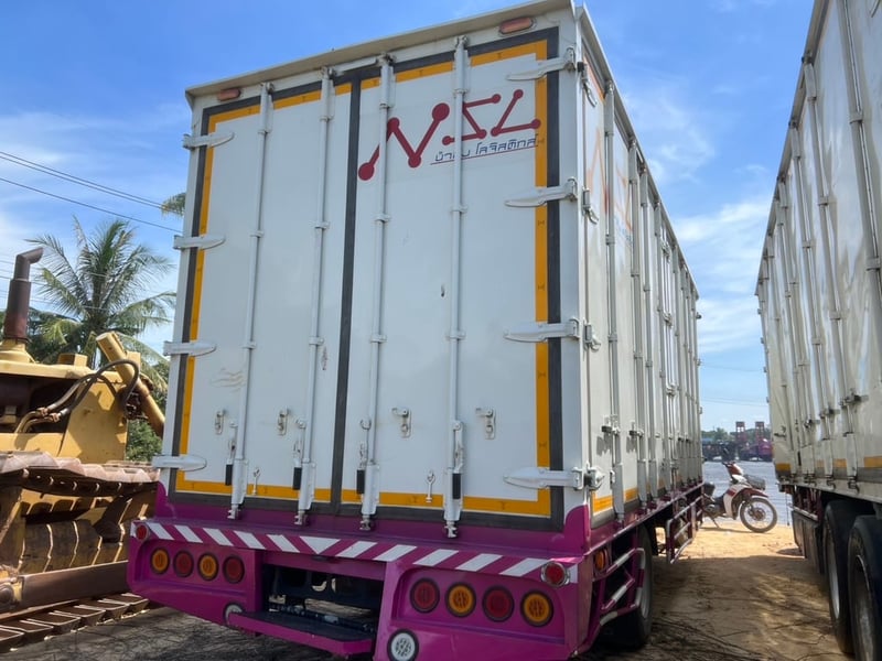 ตู้ 10 บาน ยกลงจาก HINO FC9J ความยาว 6.60 เมตร #LEK-L120