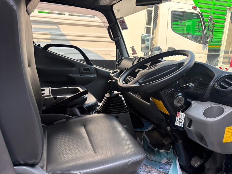 HINO XZU 150 HP ปี 67  ไมล์ 177,000km. # 6 ล้อเล็ก กระบะคอก ยาง 3.50 ม. #LEK 1164 