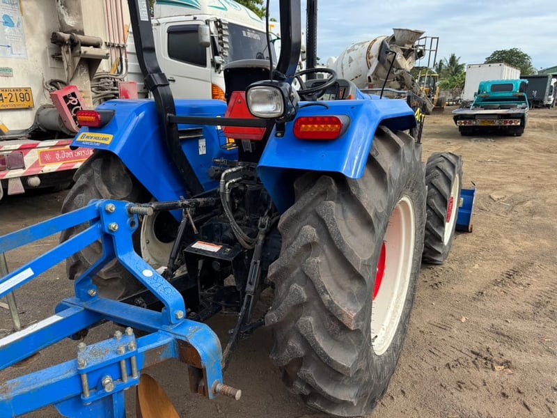 รถแทร็กเตอร์ NEWHOLLAND TT3.50 50แรงม้า ปี 67 ชั่วโมงการทำงานเพียง 671 P.M #LEK N54 รถแทร็กเตอร์ NEWHOLLAND TT3.50 50แรงม้า ปี 67 ชั่วโมงการทำงานเพียง 671 P.M #LEK N54