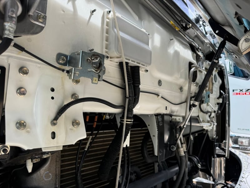 ISUZU FXZ 360HP ไมล์ 56,449km. #10ล้อพ่วงดิน กระบะดั้มอลูมิเนียม อู่ ST # ISUZU FXZ 360HP ไมล์ 56,449km. #10ล้อพ่วงดิน กระบะดั้มอลูมิเนียม อู่ ST #