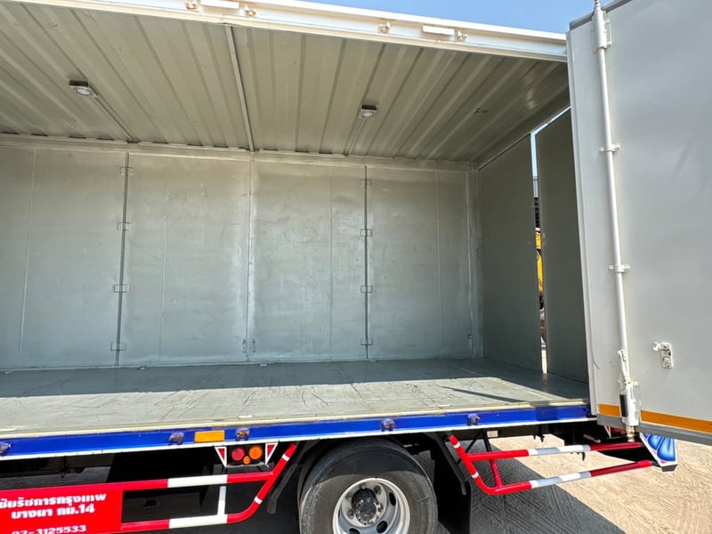 HINO FC9J 175 HP ปี 66 ไมล์ 46,818 KM. #ตู้ 10 บาน #LEK1175 HINO FC9J 175 HP ปี 66 ไมล์ 46,818 KM. #ตู้ 10 บาน #LEK1175