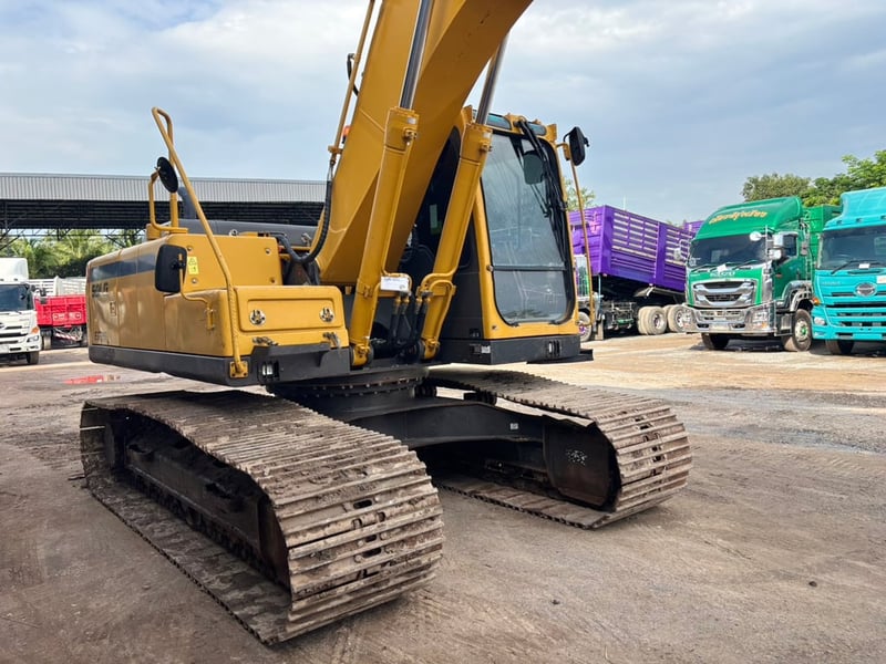 แม็คโคร SDLG e6205f ขนาด21ตัน  ไมล์ 1,992pm.ปี 68 #LEK1032