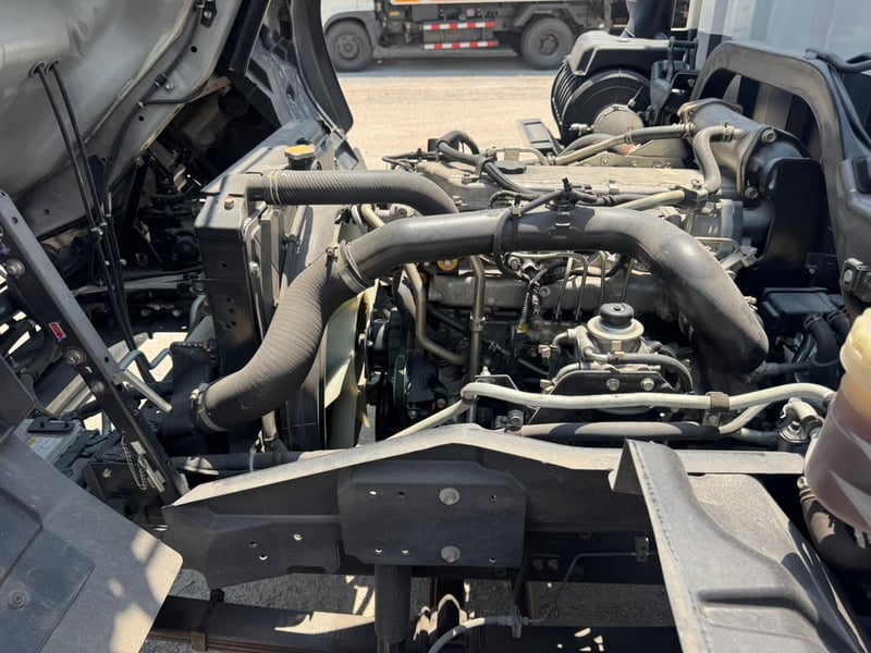  ISUZU FRR 210 HP ปี 2567 ไมล์ 15,570 กม. #6ล้อ ตู้10 บาน #LEK N43