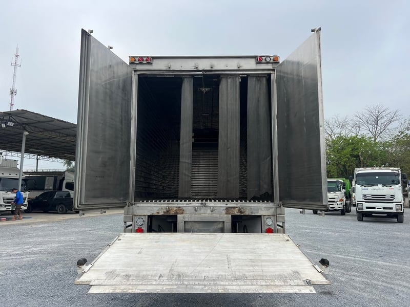 HINO FL8J 260HP ปี 65 ไมล์ 228,000 KM. #10ล้อเพลาเดียว ตู้เย็น #LEK1111 HINO FL8J 260HP ปี 65 ไมล์ 228,000 KM. #10ล้อเพลาเดียว ตู้เย็น #LEK1111