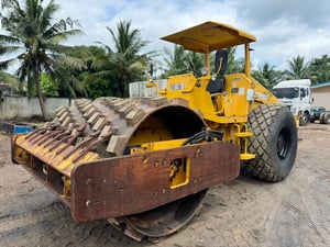 SAKAI SV510 ขนาด 10ตัน2เพลา เครื่องอีซูซุ6bg pm1,576ชม. #รถบด ล้อหนาม