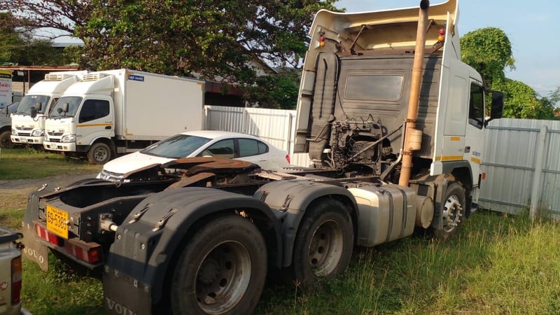 หัวลาก Volvo 380 ปี 46 💸ตัดสด 250,000 บาท 📍อยู่นครสวรรค์ รถจอดนาน ☎098-0947203 แฮ็คส์  #แฮ็คส์รถบรรทุก