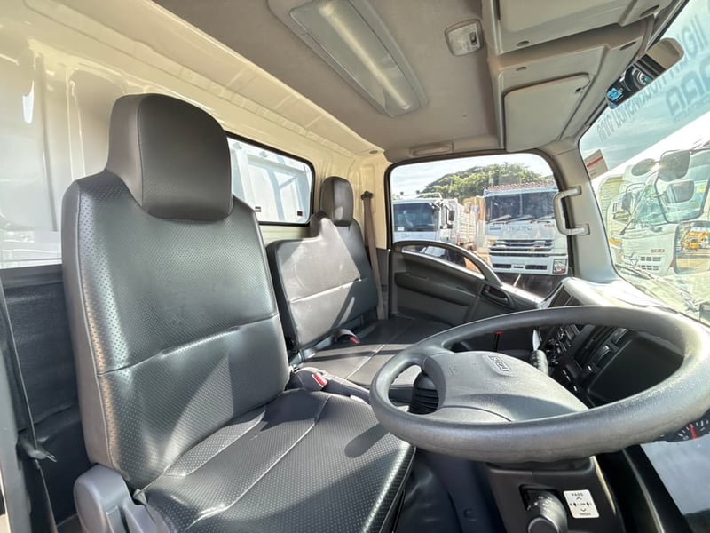🚚ISUZU NMR ดั้มพ์ไฟใหม่ (3 คิว) ปี 67 🌟ไมล์แท้ 25,000 KM. ช่วงยาว 3.00 ม. 🌟รถสวยเหมือนออกป้ายแดง เดิมทุกจุด ไม่มีชน 🌟ไม่มีจม ไม่มีคว่ำ   💸ราคา 788,000 บาท   ☎098-0947203 แฮ็คส์