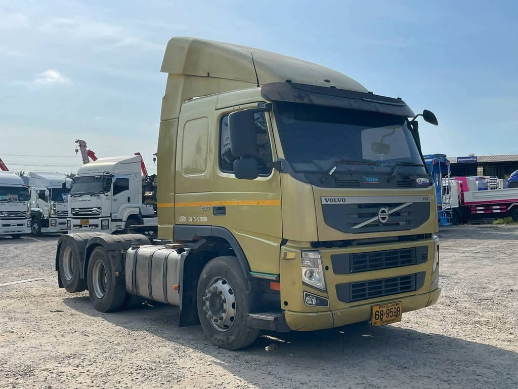 📣📣Volvo 400 ปี53 🌟เกียร์ออโต้ เพลายก รถสวยมาก พร้อมใช้งาน 💸580,000฿ ☎098-0947203 แฮ็คส์ #แฮ็คส์รถบรรทุก 📣📣Volvo 400 ปี53 🌟เกียร์ออโต้ เพลายก รถสวยมาก พร้อมใช้งาน 💸580,000฿ ☎098-0947203 แฮ็คส์ #แฮ็คส์รถบรรทุก