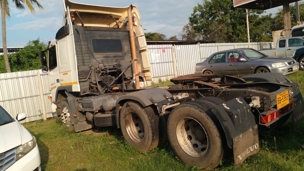 หัวลาก Volvo 380 ปี 46 💸ตัดสด 250,000 บาท 📍อยู่นครสวรรค์ รถจอดนาน ☎098-0947203 แฮ็คส์ #แฮ็คส์รถบรรทุก หัวลาก Volvo 380 ปี 46 💸ตัดสด 250,000 บาท 📍อยู่นครสวรรค์ รถจอดนาน ☎098-0947203 แฮ็คส์ #แฮ็คส์รถบรรทุก