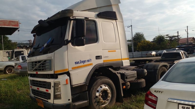 หัวลาก Volvo 380 ปี 46 💸ตัดสด 250,000 บาท 📍อยู่นครสวรรค์ รถจอดนาน ☎098-0947203 แฮ็คส์  #แฮ็คส์รถบรรทุก