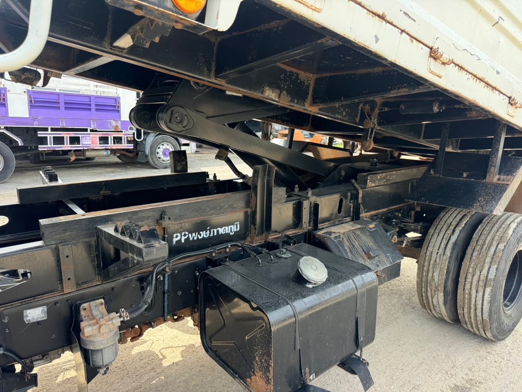   Hino หกล้อดั้ม Fc9j 155ปี 65 ชุดจด  ไมล์ 193,000 km.  ✨ รถสวยเดิม ไม่เคยมีอุบัติเหตุ ❌ฝาท้ายไม่มี  กันชนมีถลอกเล็กน้อย รถถือว่ายังสวยเอาไปทำเพิ่มได้แบ่งกันใช้  💰 ราคาเพียง 738,000 บาท ☎098-0947203 แฮ็คส์