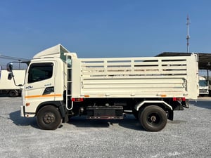  🌟HINO FC9J 210hp ปี 66 #โดมิเนเตอร์ •	ไมล์แท้ 59,300 km •	กระบะดั้ม MB บอดี้คาร์ •	ขนาดกระบะ ยาว 4.00 ม. สูง 1.30 ม. •	เครื่องแน่น ช่วงล่างดี คัทซีสวย •	รถสวย ไม่เคยเกิดอุบัติเหตุ พร้อมใช้งานทันที!  ✅เหมาะสำหรับงานบรรทุก งานไซต์งาน งานดิน   💸ราคา 1,150,000 บาท   ☎098-0947203 แฮ็คส์ #แฮ็คส์รถบรรทุ