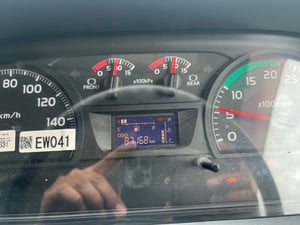 📣📣Hino FL8J Victor 260แรงม้า ปี59  ✅กระบะอะลูมิเนียมพื้นสแตนเลส ยาว6.30 ✅ไมล์วิ่ง: 87,000 km. ✅ไม้แท้เจ้าของเก่าต่อมาแล้วไม่ได้วิ่ง  เพลาเดียว ✅สภาพรถ: สวย เดิมๆ ทั้งคัน เครื่องแห้ง รับประกัน  ** ขายหัวคัทซี แยกได้**   💰 ราคา: 1,580,000 บาท ☎098-0947203 แฮ็คส์