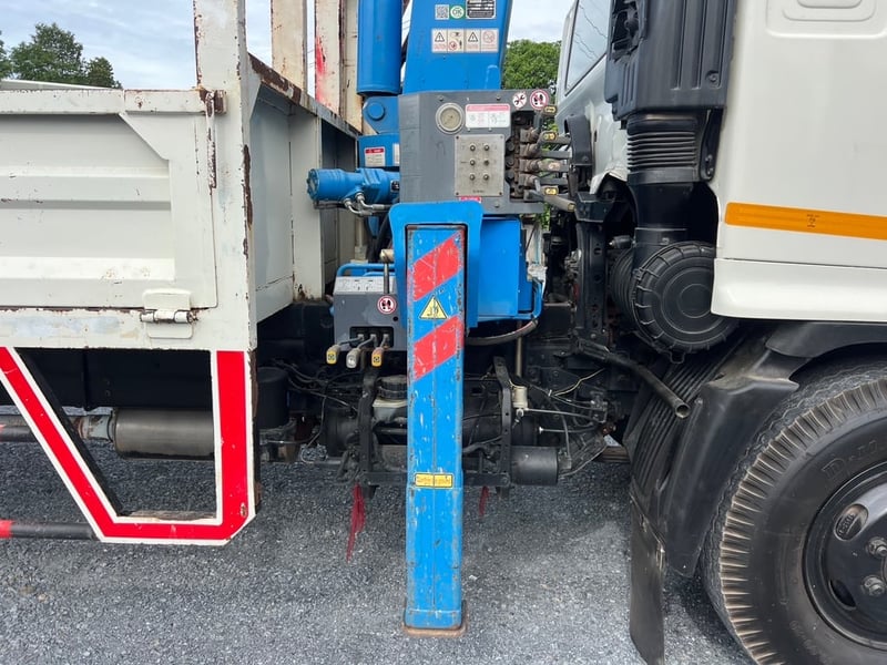  รถ 6ล้อเครน HINO MEGA 212 ปี48 กระบะคาร์โก้เหล็ก  ติดเครน XCMG  