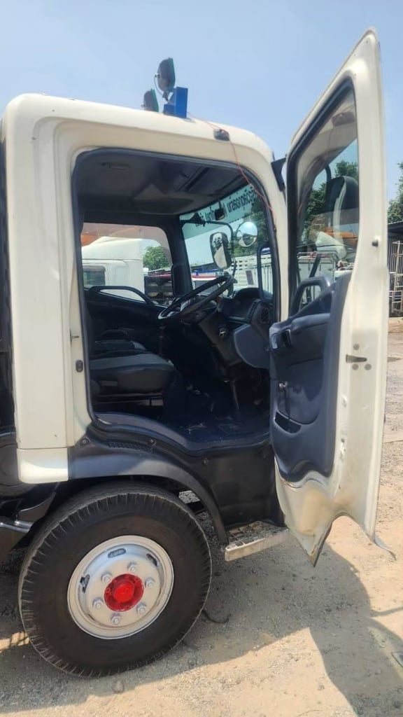 📣📣"Hino FC4J 144 แรงม้า 🌟6 ล้อ กระบะ 4.9 ม ก2.20ม แผง 40 ซม 🌟เครน Unic 3ตัน 3ปลอก 2ชัก" 💸ราคา385,000฿ 📍ชลบุรี ☎098-0947203 แฮ็คส์  #แฮ็คส์รถบรรทุก 📣📣"Hino FC4J 144 แรงม้า 🌟6 ล้อ กระบะ 4.9 ม ก2.20ม แผง 40 ซม 🌟เครน Unic 3ตัน 3ปลอก 2ชัก" 💸ราคา385,000฿ 📍ชลบุรี ☎098-0947203 แฮ็คส์  #แฮ็คส์รถบรรทุก