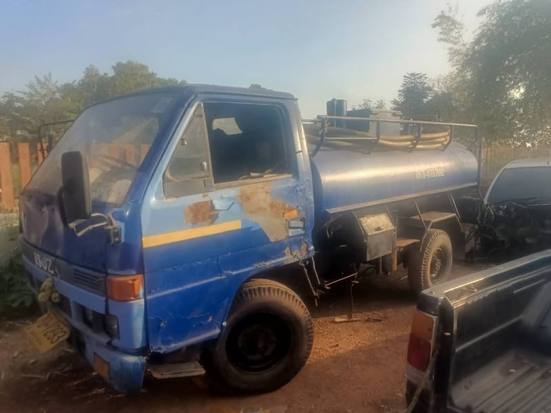 ขายรถดูดส้วม