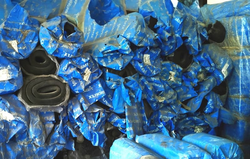 ฉนวนยางดำ AEROFLEX แอร์โรเฟล็กซ์ ยางหุ้มท่อ แบบม้วน (ฉนวนหุ้มท่อแอร์) ราคาถูก ฉนวนยางดำ AEROFLEX แอร์โรเฟล็กซ์ ยางหุ้มท่อ แบบม้วน (ฉนวนหุ้มท่อแอร์) ราคาถูก