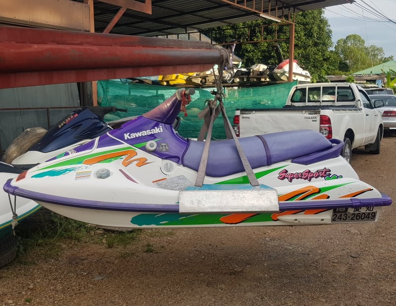 Kawasaki Xi750 มือสองญี่ปุ่น พร้อมขับ มีที่ลอง อยู่หนองจอก มีนบุรี กทม. ราคา 48,000 บาท Kawasaki Xi750 มือสองญี่ปุ่น พร้อมขับ มีที่ลอง อยู่หนองจอก มีนบุรี กทม. ราคา 48,000 บาท