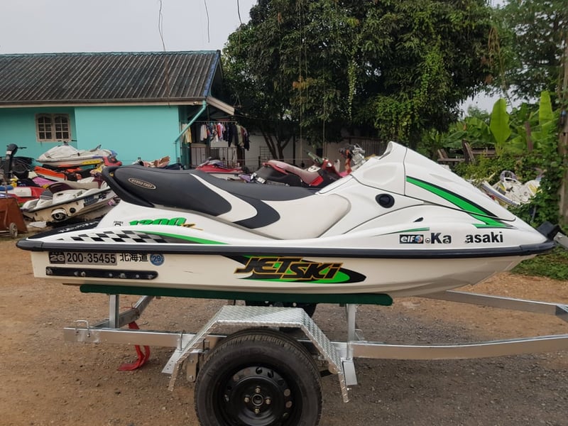 Kawasaki STX-R1200 พร้อมขับ  69,000 (ไม่มีเทรลเลอร์) เรืออยู่มีนบุรี หนองจอก กรุงเทพฯ