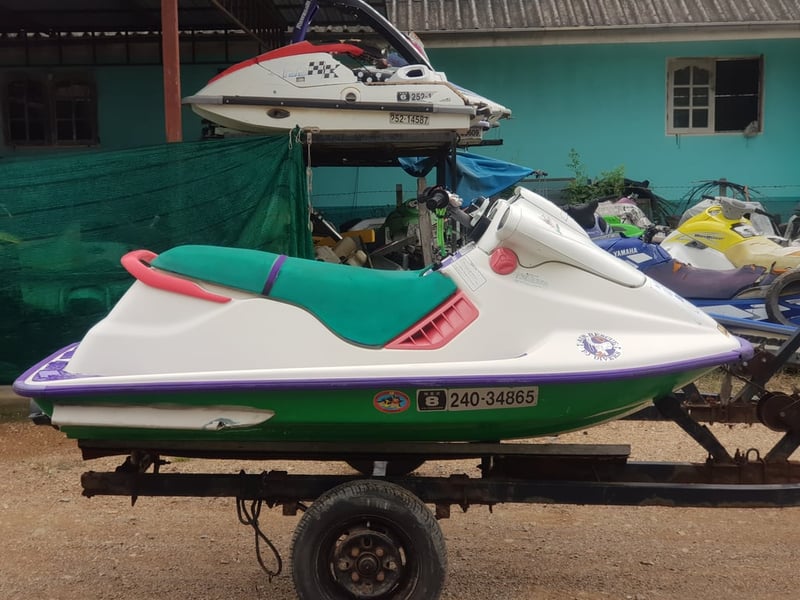 Sea-Doo XP650 มือสองญี่ปุ่น ราคา 39,000 บาทไม่มีเทลเลอร์ เรืออยู่มีนบุรี หนองจอก กทม.
