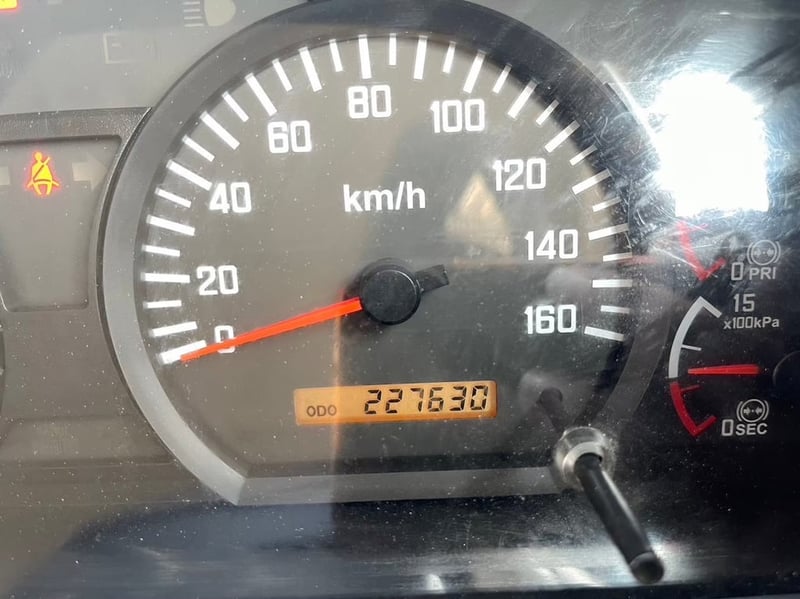 ISUZU FTR 240แรงม้า รถบรรทุก 6ล้อ กระบะคอกสูง ปี2013