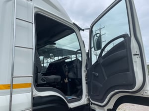 ISUZU FVM 240แรงม้า รถบรรทุก 10ล้อ กระบะคอกสูง ปี2013