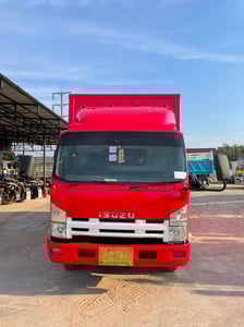 ISUZU NPR 150แรงม้า รถบรรทุก 6ล้อ ตู้แห้ง ปี2015