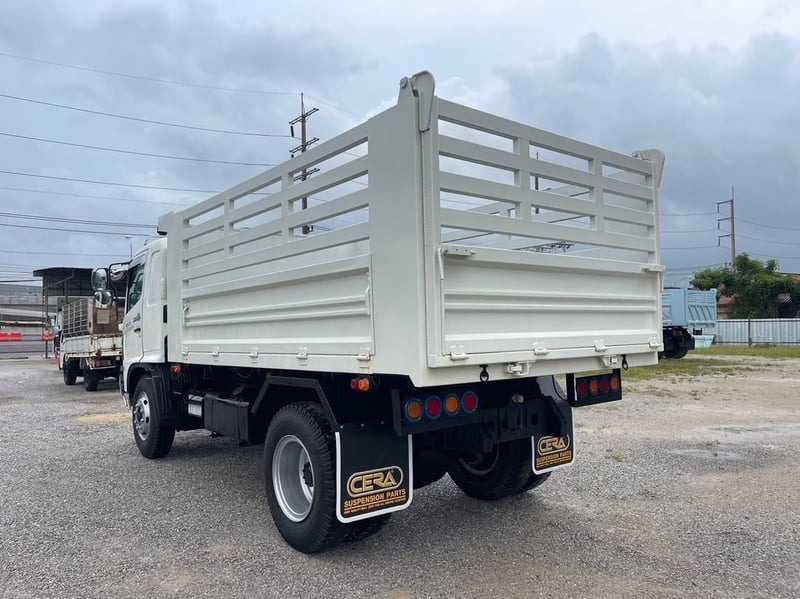 HINO FG 212แรงม้า รถบรรทุก 6ล้อ ดั้มพ์ ปี2010