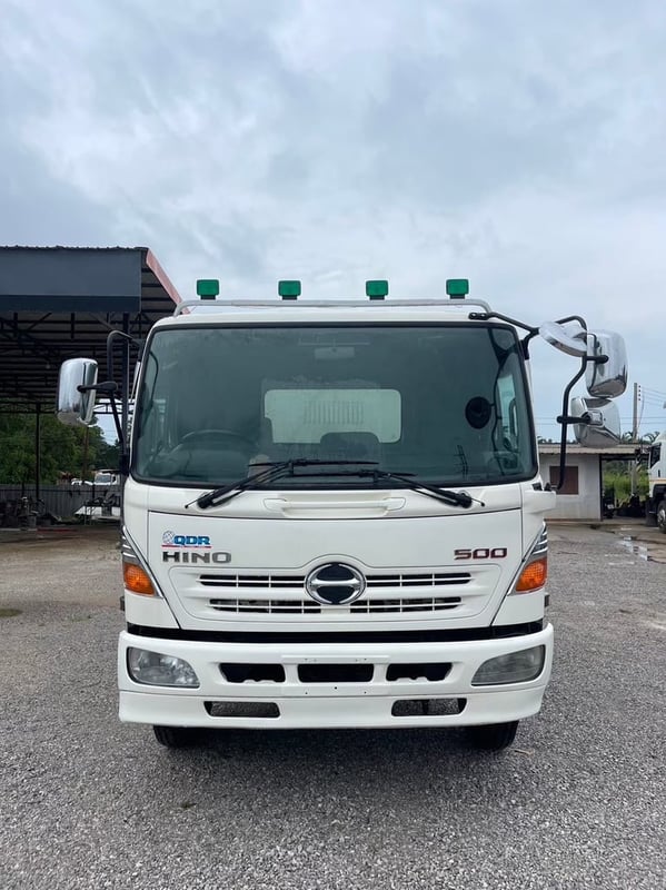 HINO FG 212แรงม้า รถบรรทุก 6ล้อ ดั้มพ์ ปี2010