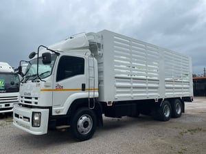 ISUZU FVM 240แรงม้า รถบรรทุก 10ล้อ กระบะคอกสูง ปี2013