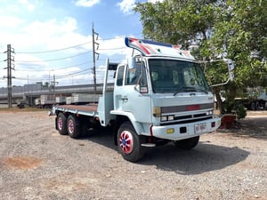 ISUZU FXZ 210แรงม้า รถบรรทุก 10ล้อ พื้นเรียบ ปี2003