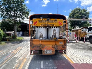 ชาย ISUZU NKR 100แรงม้า รถบรรทุก 6ล้อ กระบะเหล็ก ปี 2002 ชาย ISUZU NKR 100แรงม้า รถบรรทุก 6ล้อ กระบะเหล็ก ปี 2002