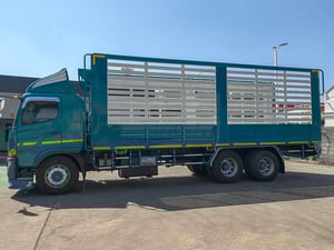 HINO FL 260แรงม้า รถบรรทุก 10ล้อ กระบะคอกสูง ปี2017