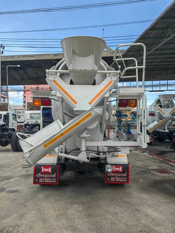 HINO FC 175แรงม้า รถบรรทุก 6ล้อ โม่ผสมปูน ปี2017