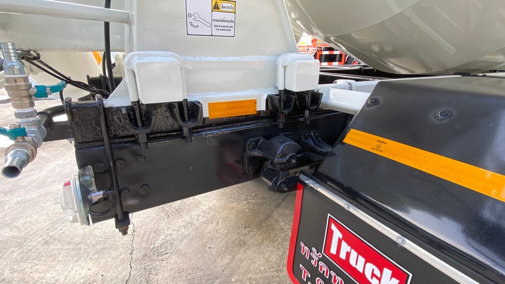 รถโม่ผสมปูน 3Q