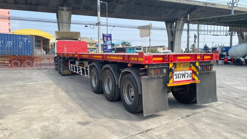 หัวลาก พร้อมหาง Hino + หางพนัสฯ 3 คาน