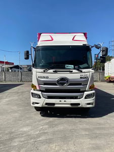HINO FG 240แรงม้า รถบรรทุก 6ล้อ ตู้แห้ง ปี2018