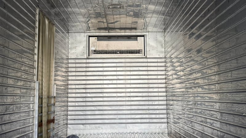 HINO FC 175แรงม้า รถบรรทุก 6ล้อ ตู้เย็น ปี2020 มือเดียว ไม่เคยเกิดเหตุ