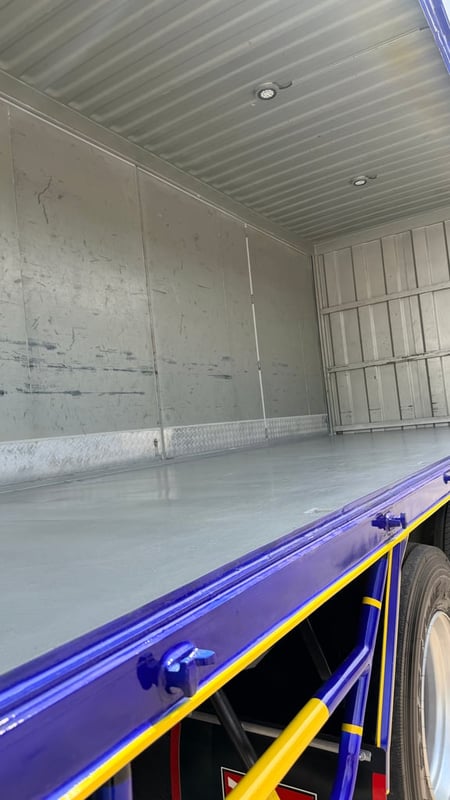 HINO FL 260แรงม้า รถบรรทุก 10ล้อ ตู้แห้ง ปี2016