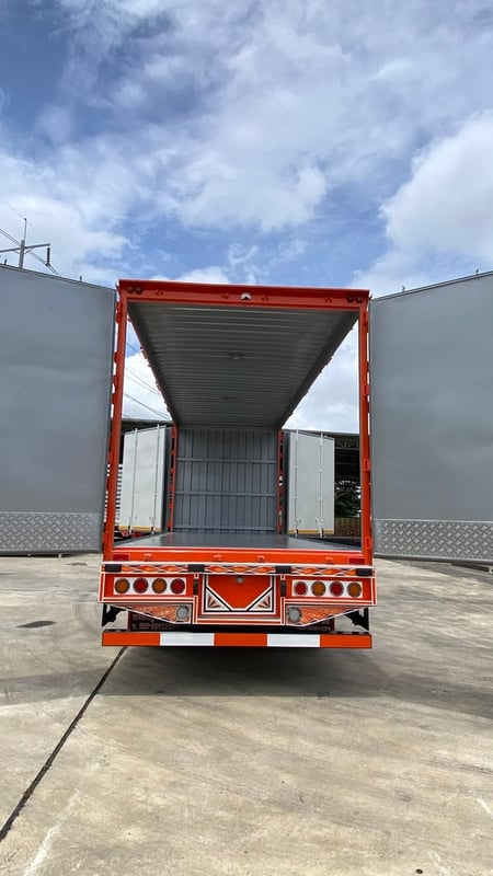 HINO FL 260แรงม้า รถบรรทุก 10ล้อ ตู้แห้ง ปี2016