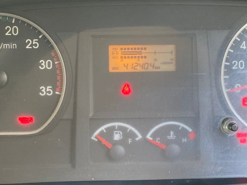 ISUZU FVM 240แรงม้า รถบรรทุก 10ล้อ ตู้เย็น ปี2017