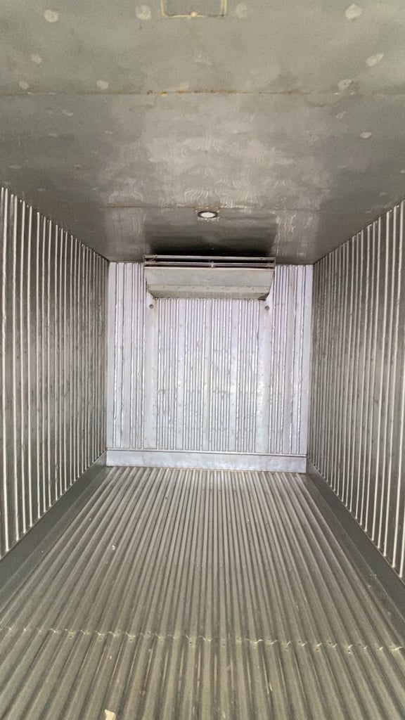 ISUZU FVM 240แรงม้า รถบรรทุก 10ล้อ ตู้เย็น ปี2017