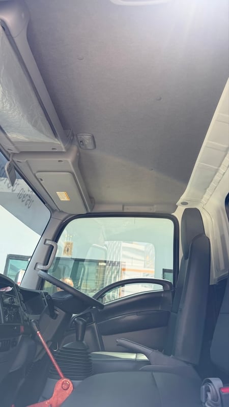 ISUZU NMR 130แรงม้า รถบรรทุก 6ล้อ ดั้มพ์ ไมล์32,xxx กม.