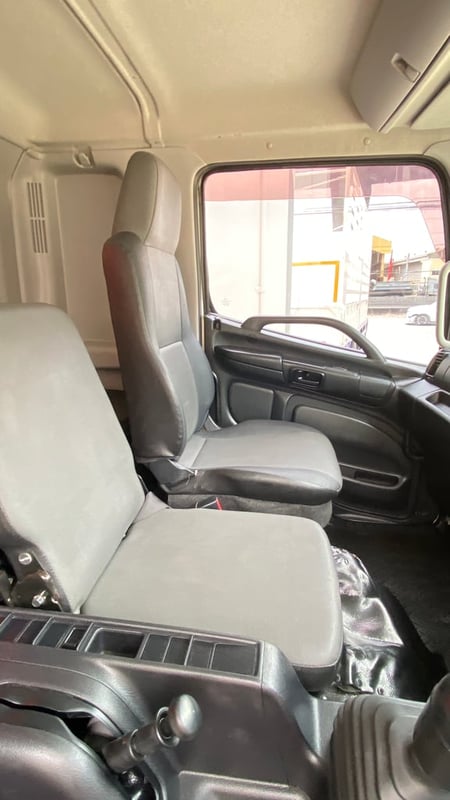 HINO FL 260แรงม้า รถบรรทุก 10ล้อ ตู้แห้ง ปี2016