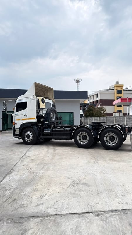 หัวลาก HINO 344 ปี2017 เจ้าของเดียว จากศูนย์