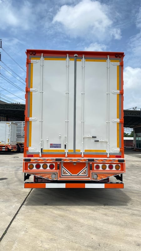 HINO FL 260แรงม้า รถบรรทุก 10ล้อ ตู้แห้ง ปี2016