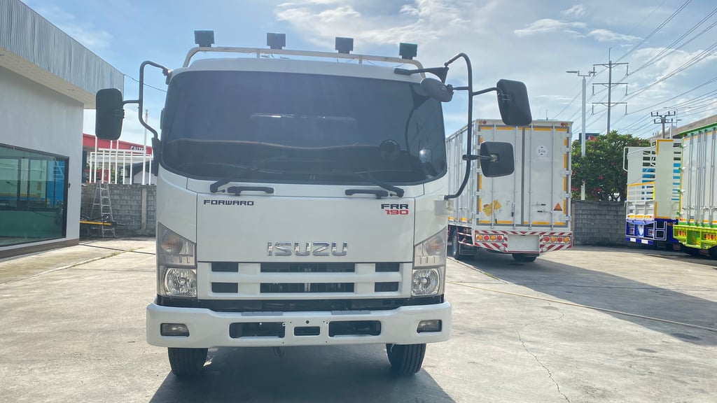 รถโม่ผสมปูน 3Q รถโม่ผสมปูน 3Q