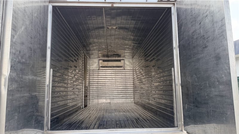 HINO FC 175แรงม้า รถบรรทุก 6ล้อ ตู้เย็น ปี2020 มือเดียว ไม่เคยเกิดเหตุ