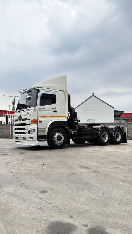 หัวลาก HINO 344 ปี2017 เจ้าของเดียว จากศูนย์